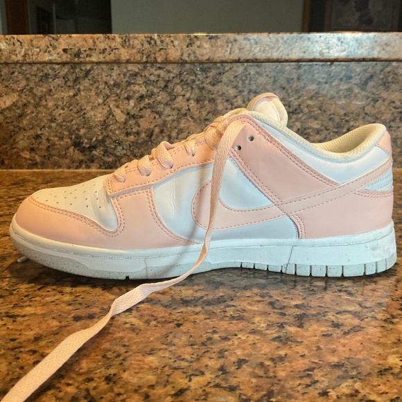 NIKE DUNK LOW NEXT NATURE PALE CORAL SIZE 7.5 *** $85 - Picture 3 of 11